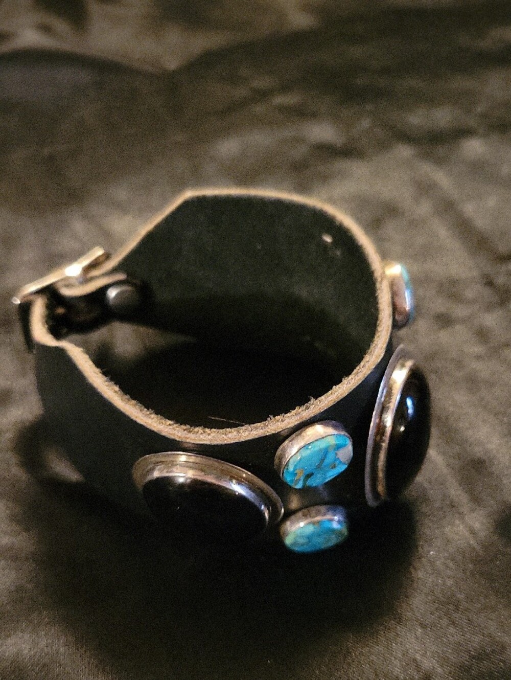 Black Leather Cuff Bracelet with Turquoise and Onyx Stone - Picture 2 of 5